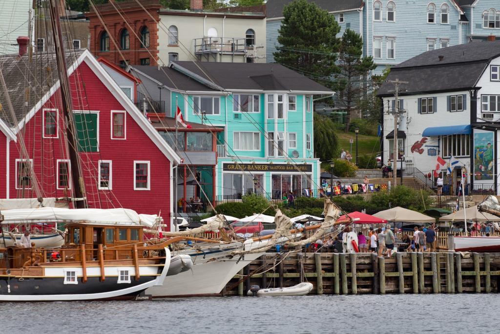 Brigantine Inn Lunenburg Dış mekan fotoğraf