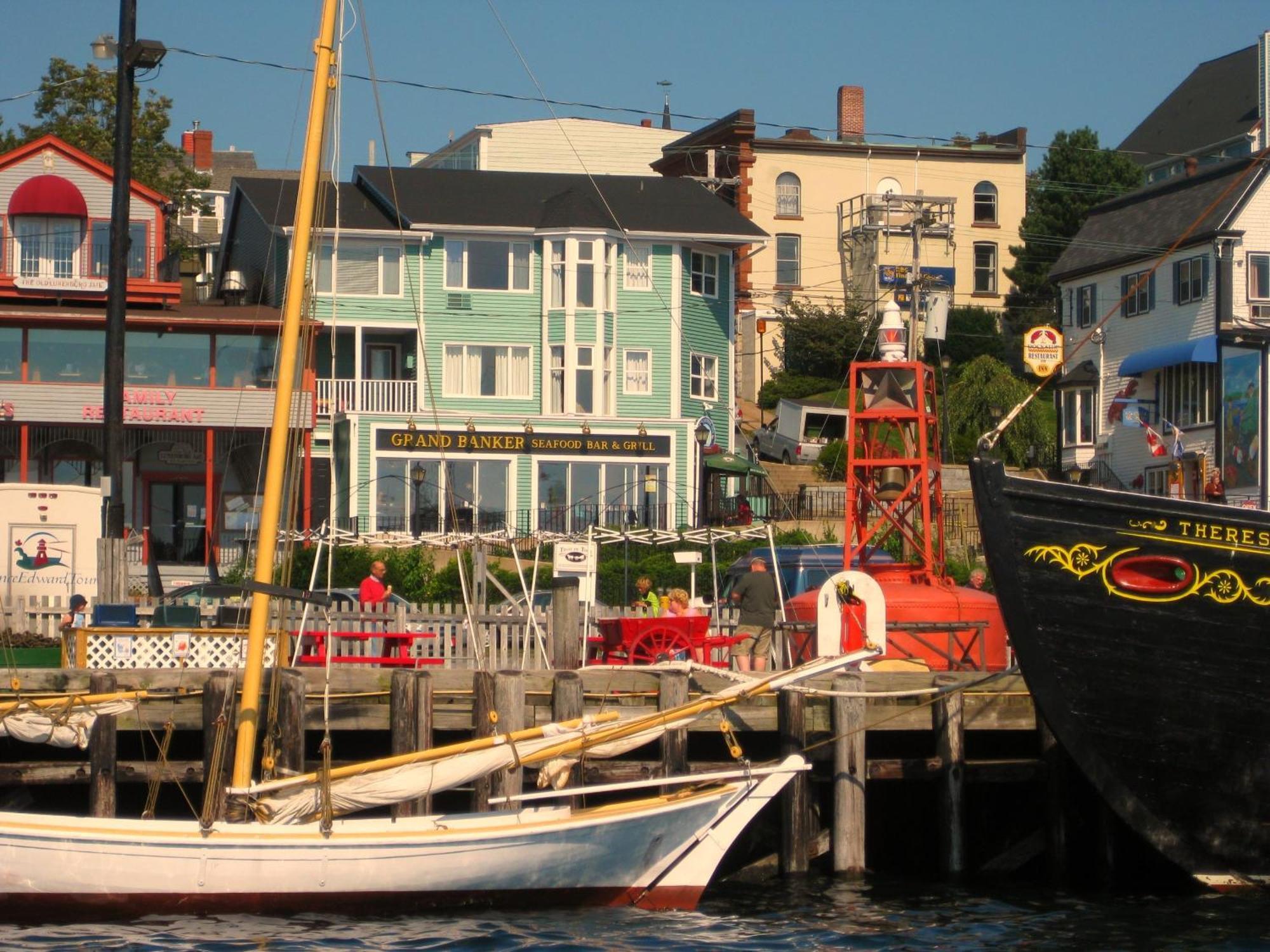 Brigantine Inn Lunenburg Dış mekan fotoğraf