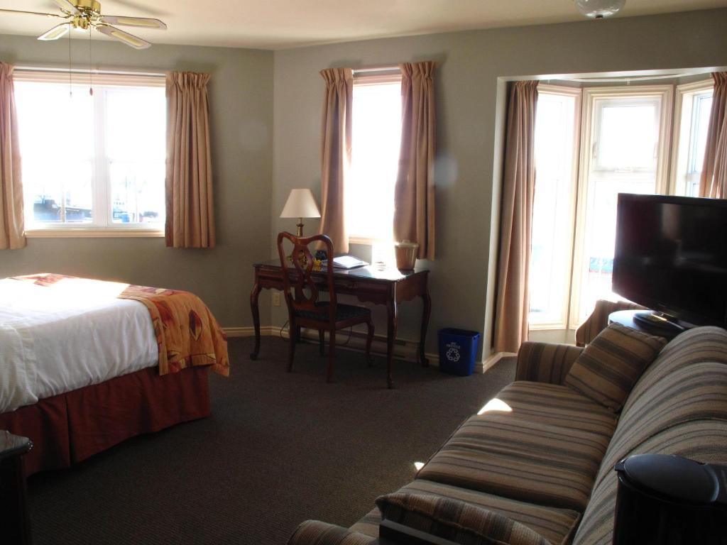 Brigantine Inn Lunenburg Dış mekan fotoğraf
