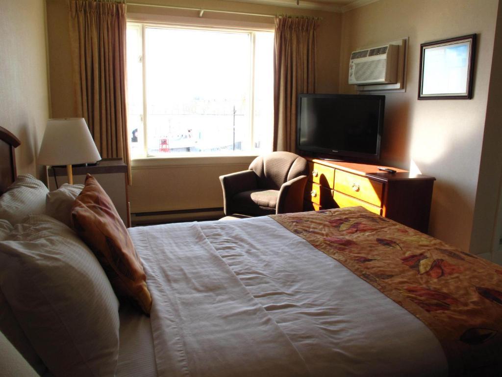Brigantine Inn Lunenburg Dış mekan fotoğraf